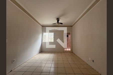 Sala de casa de condomínio para alugar com 3 quartos, 138m² em (l-10), Ribeirão Preto