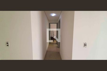 Corredor de apartamento para alugar com 2 quartos, 49m² em São Pedro, Osasco