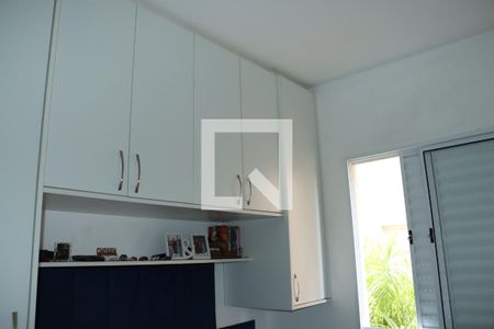 Quarto 1 de apartamento para alugar com 2 quartos, 45m² em Petrópolis, Cotia