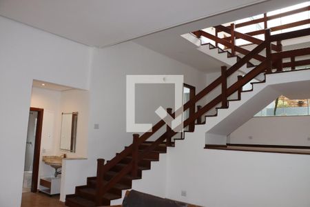 Sala 2 de casa de condomínio para alugar com 7 quartos, 570m² em Jardim Passargada I, Cotia