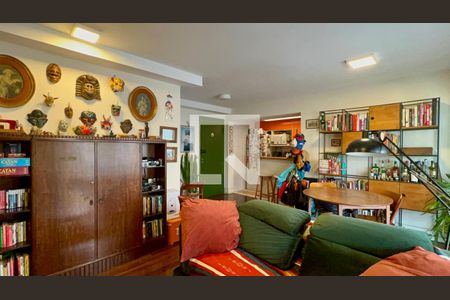 Sala de TV de apartamento para alugar com 2 quartos, 80m² em Sumaré, São Paulo