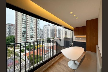 Sacada de apartamento para alugar com 1 quarto, 52m² em Jardim das Acacias, São Paulo
