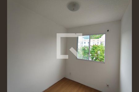 Quarto 1 de apartamento para alugar com 2 quartos, 43m² em Taquara, Rio de Janeiro