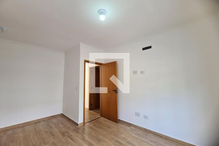 Suíte 1 de casa à venda com 2 quartos, 70m² em Vila Alpina, São Paulo