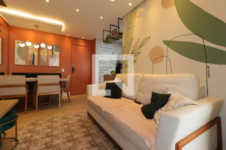 Sala de apartamento à venda com 2 quartos, 53m² em Vila Curuçá, Santo André