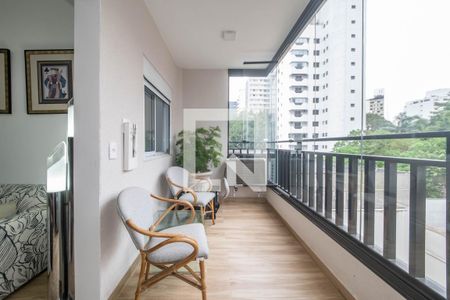 Apartamento à venda com 3 quartos, 72m² em Campo Belo, São Paulo