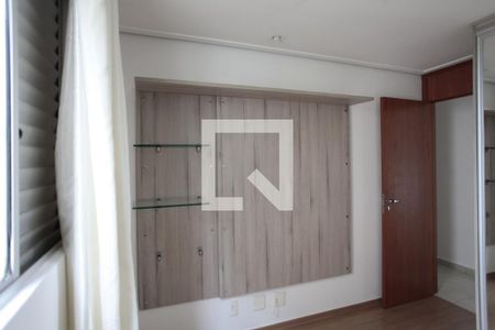 quarto 1 de apartamento para alugar com 3 quartos, 85m² em Buritis, Belo Horizonte
