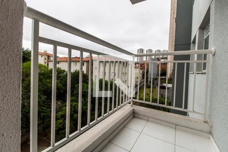 Varanda de apartamento para alugar com 2 quartos, 45m² em Jardim Santa Tereza, Carapicuíba