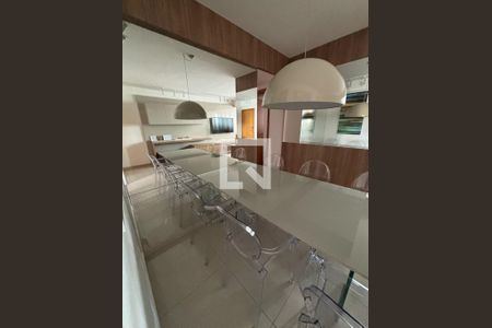 Sala de apartamento à venda com 3 quartos, 79m² em Santa Efigênia, Belo Horizonte