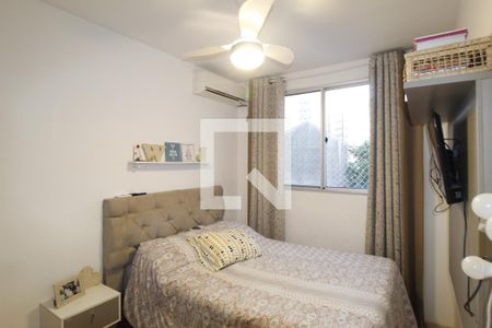 Suíte 1 de apartamento para alugar com 2 quartos, 47m² em Parque Santa Fé, Porto Alegre