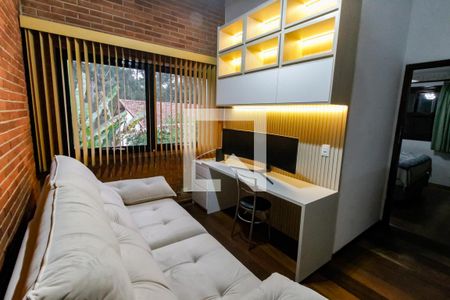 Sala 3 de casa à venda com 3 quartos, 350m² em Vila Suzana, São Paulo