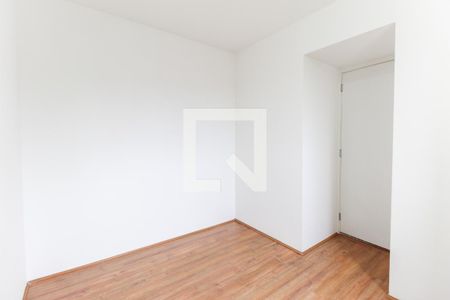 Quarto 1 de apartamento para alugar com 2 quartos, 33m² em Vila Carmosina, São Paulo