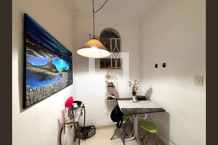 Hall de entrada de apartamento à venda com 1 quarto, 40m² em Copacabana, Rio de Janeiro