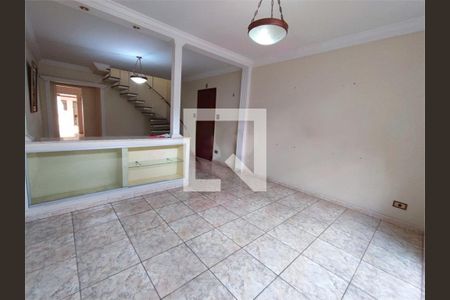 Casa à venda com 3 quartos, 168m² em Vila Cordeiro, São Paulo