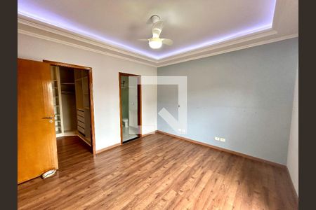 Quarto Suíte 1 de casa à venda com 4 quartos, 427m² em Vila Galvão, Guarulhos