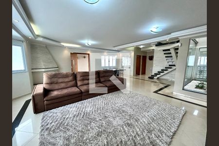 Sala de casa à venda com 4 quartos, 427m² em Vila Galvão, Guarulhos
