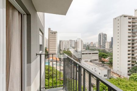 Varanda da Sala/Cozinha de apartamento para alugar com 1 quarto, 27m² em Campo Belo, São Paulo