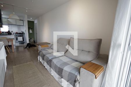 Sala de apartamento à venda com 3 quartos, 80m² em Vila Eldizia, Santo André