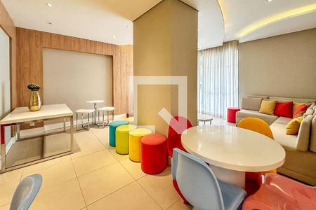 Apartamento à venda com 2 quartos, 106m² em Aclimação, São Paulo
