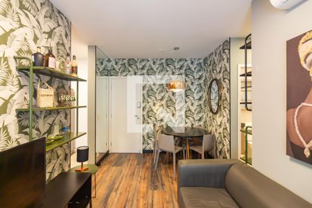 Sala de apartamento à venda com 2 quartos, 62m² em Continental, Osasco