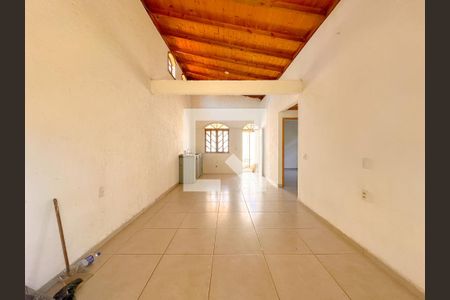 Sala de casa para alugar com 2 quartos, 55m² em São João do Rio Vermelho, Florianópolis