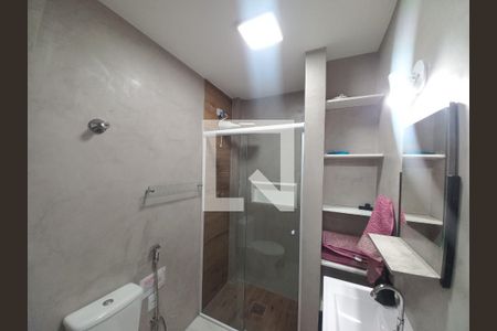 Banheiro Social de apartamento para alugar com 1 quarto, 27m² em Centro, São Vicente