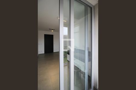 Varanda de kitnet/studio à venda com 1 quarto, 21m² em Indianópolis, São Paulo