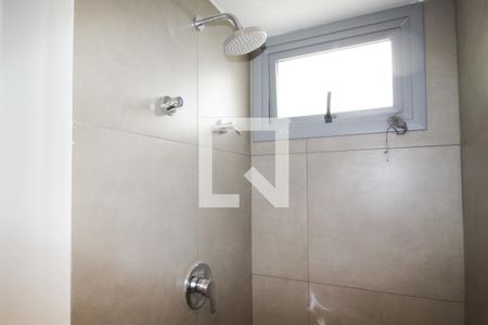 Banheiro de kitnet/studio à venda com 1 quarto, 21m² em Indianópolis, São Paulo
