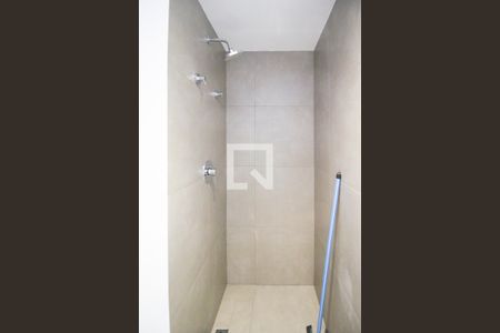 Banheiro Social de kitnet/studio à venda com 1 quarto, 24m² em Indianópolis, São Paulo