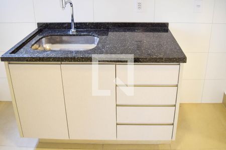 Sala/Cozinha de apartamento para alugar com 1 quarto, 52m² em Vila Azevedo, São Paulo