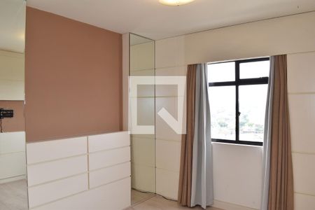 Quarto  de apartamento para alugar com 2 quartos, 87m² em Boa Vista, Curitiba