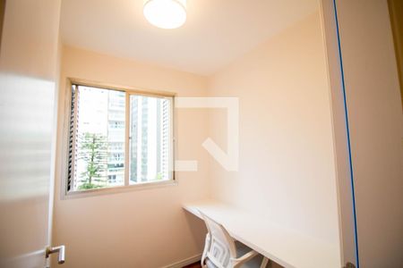 Escritório de apartamento à venda com 3 quartos, 65m² em Brooklin, São Paulo