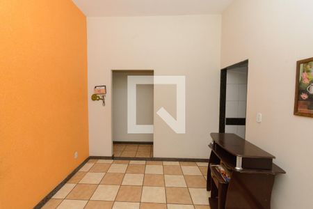 Sala de casa para alugar com 3 quartos, 464m² em Jardim Industrial, Contagem