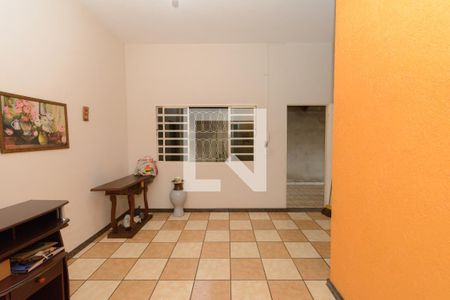 Sala de casa para alugar com 3 quartos, 464m² em Jardim Industrial, Contagem