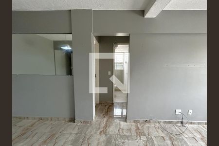 Corredor de apartamento para alugar com 2 quartos, 45m² em Engenho de Dentro, Rio de Janeiro