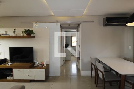 Sala de apartamento à venda com 2 quartos, 70m² em Auxiliadora, Porto Alegre
