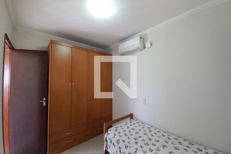 Quarto 2 de casa para alugar com 3 quartos, 480m² em Jardim Nova Europa, Campinas