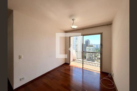 Sala de apartamento para alugar com 3 quartos, 73m² em Santo Amaro, São Paulo