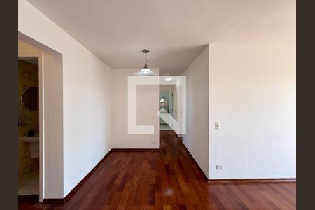Sala de apartamento para alugar com 3 quartos, 73m² em Santo Amaro, São Paulo