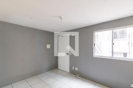 Sala de apartamento para alugar com 2 quartos, 52m² em Jardim Maringa, São Paulo