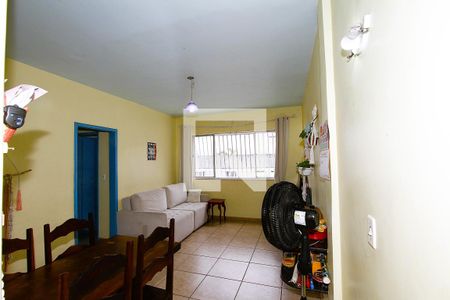 Sala de apartamento à venda com 3 quartos, 90m² em Carlos Prates, Belo Horizonte