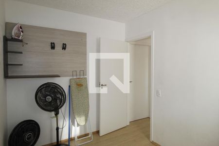 Quarto 1 de apartamento para alugar com 2 quartos, 49m² em Rubem Berta, Porto Alegre