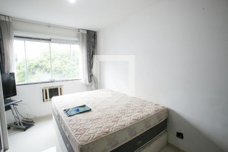 Quarto 1 de apartamento para alugar com 2 quartos, 48m² em Freguesia (jacarepaguá), Rio de Janeiro