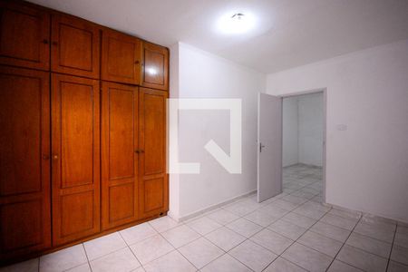 Quarto 1 de casa para alugar com 2 quartos, 50m² em Sítio Caraguata, São Paulo