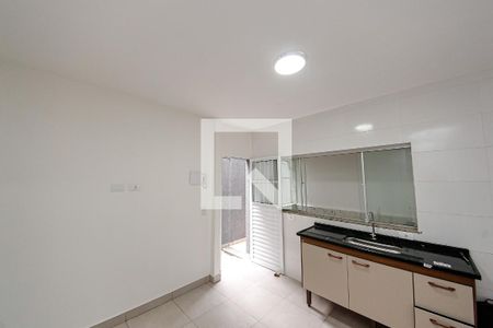 Sala/Cozinha de apartamento para alugar com 1 quarto, 32m² em Jardim Independência, São Paulo