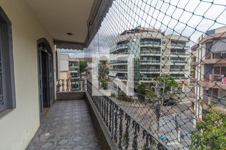 Varanda de apartamento para alugar com 3 quartos, 190m² em Vila Valqueire, Rio de Janeiro