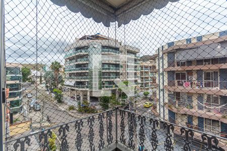 Varanda de apartamento para alugar com 3 quartos, 190m² em Vila Valqueire, Rio de Janeiro