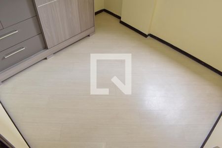 Quarto de apartamento para alugar com 2 quartos, 82m² em Cristo Rei, Curitiba