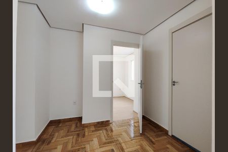 Corredor de apartamento para alugar com 1 quarto, 45m² em Santo Cristo, Rio de Janeiro
