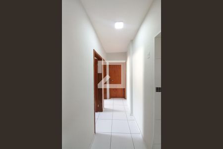 Corredor de apartamento para alugar com 2 quartos, 60m² em Vila Maria Eugênia, Campinas